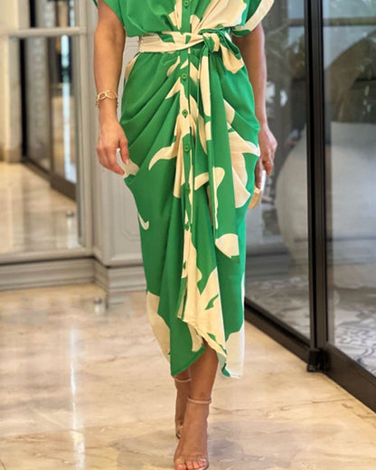 Vestido camisero casual con estampado en la cintura y solapas