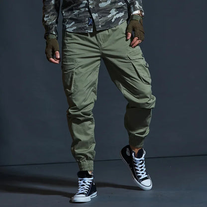Pantalones tácticos cargo de camuflaje para hombre